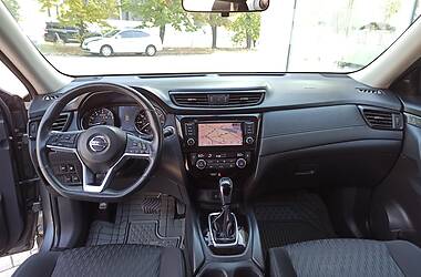 Позашляховик / Кросовер Nissan Rogue 2017 в 