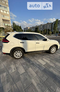 Позашляховик / Кросовер Nissan Rogue 2017 в Дніпрі
