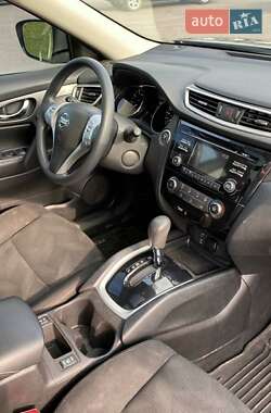 Позашляховик / Кросовер Nissan Rogue 2014 в Дніпрі