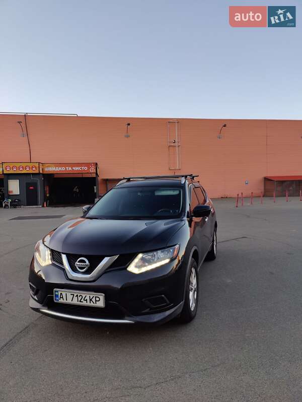 Внедорожник / Кроссовер Nissan Rogue 2016 в Киеве