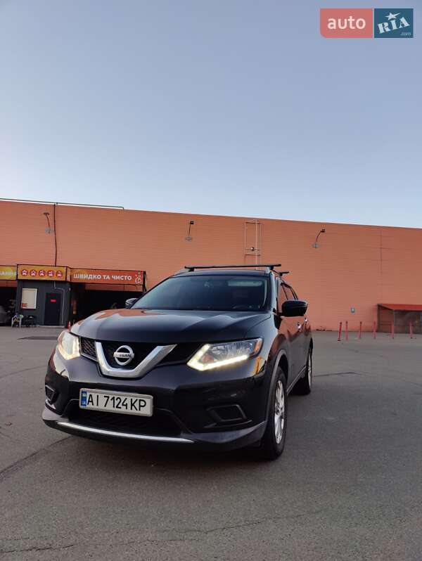 Внедорожник / Кроссовер Nissan Rogue 2016 в Киеве