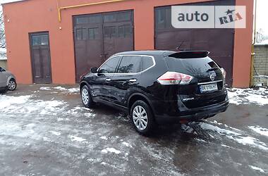 Внедорожник / Кроссовер Nissan Rogue 2014 в Ровно