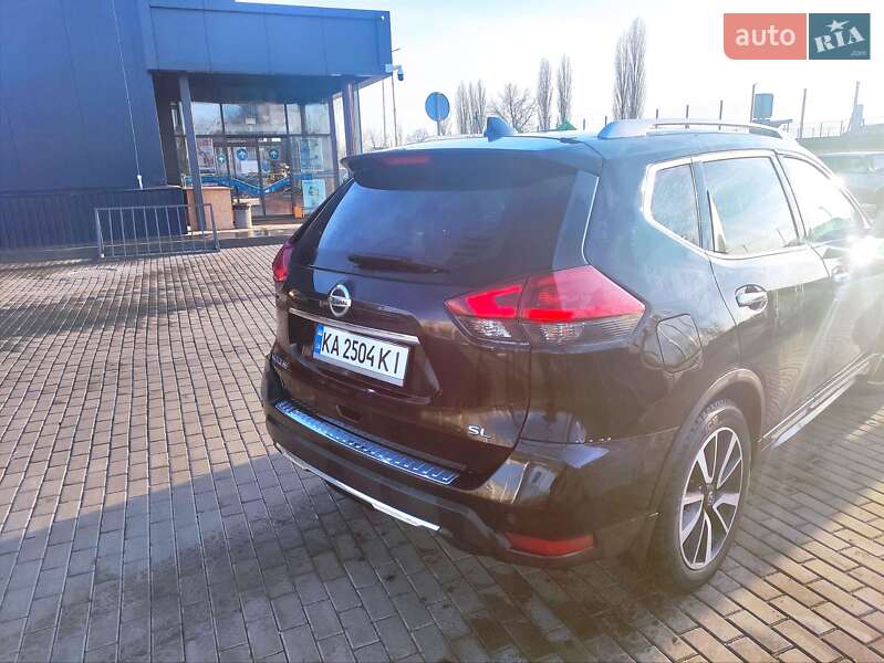 Внедорожник / Кроссовер Nissan Rogue 2019 в Первомайске