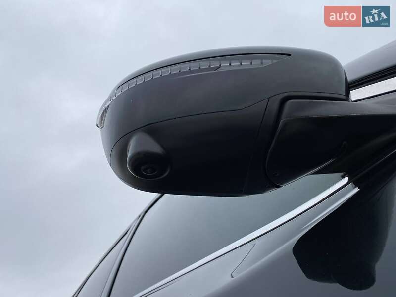 Позашляховик / Кросовер Nissan Rogue 2017 в Луцьку