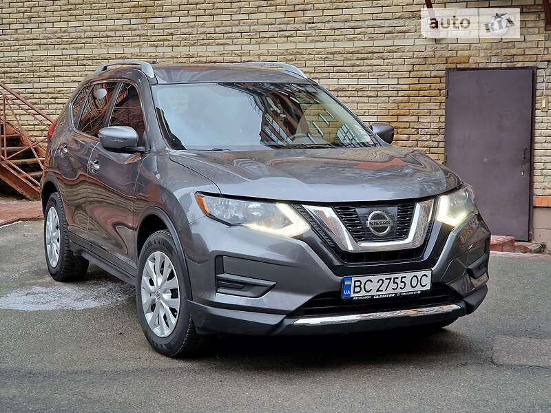 Внедорожник / Кроссовер Nissan Rogue 2017 в Киеве