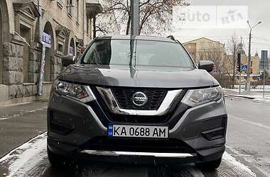 Внедорожник / Кроссовер Nissan Rogue 2017 в Киеве