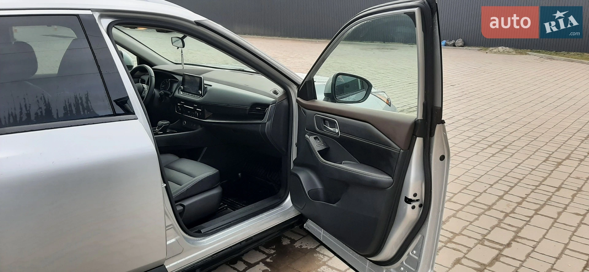 2021 Nissan Rogue - мініатюра 8