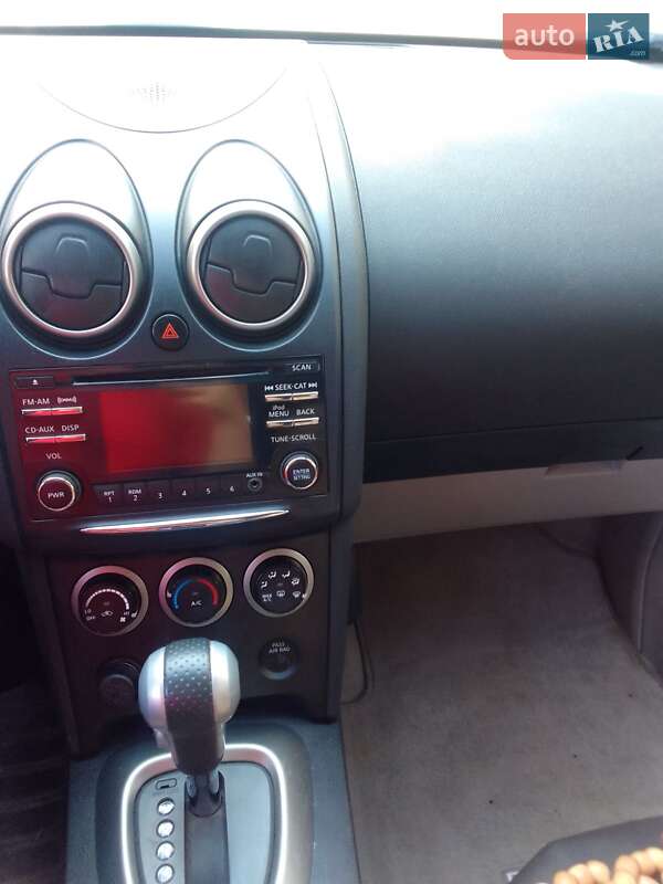 Позашляховик / Кросовер Nissan Rogue 2013 в Рівному