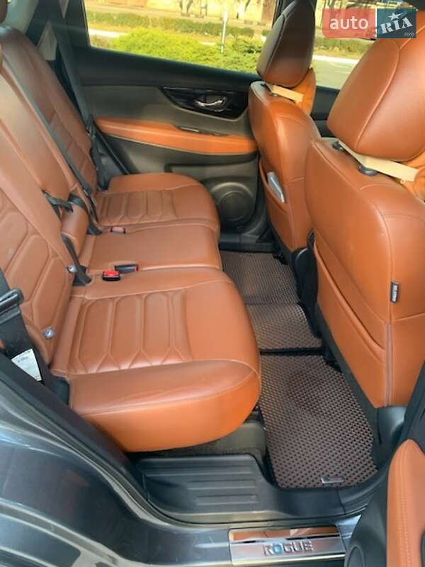 Позашляховик / Кросовер Nissan Rogue 2018 в Одесі