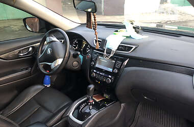 Внедорожник / Кроссовер Nissan Rogue 2013 в Окнах