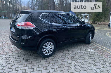 Внедорожник / Кроссовер Nissan Rogue 2015 в 