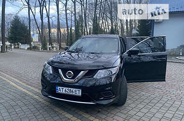 Внедорожник / Кроссовер Nissan Rogue 2015 в 