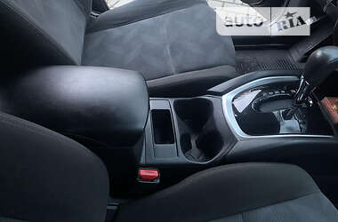 Внедорожник / Кроссовер Nissan Rogue 2015 в 