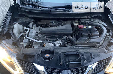 Внедорожник / Кроссовер Nissan Rogue 2015 в 