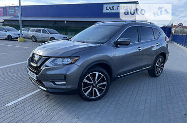 Позашляховик / Кросовер Nissan Rogue 2017 в Дрогобичі