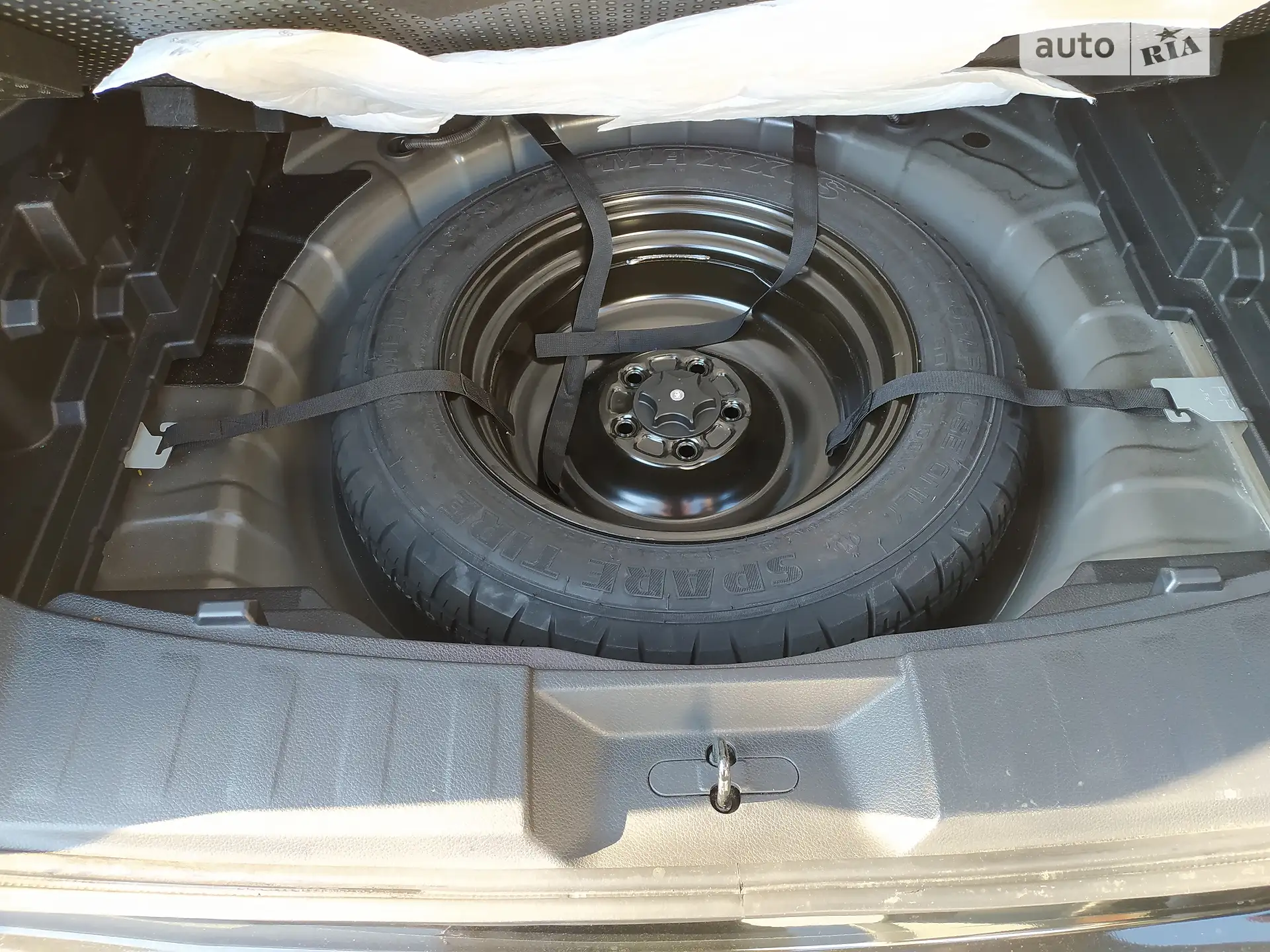 2017 Nissan Rogue - мініатюра 16