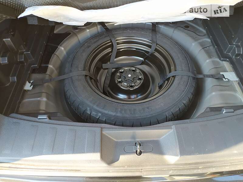 Внедорожник / Кроссовер Nissan Rogue 2017 в Светловодске