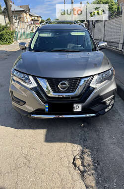 Внедорожник / Кроссовер Nissan Rogue 2019 в 