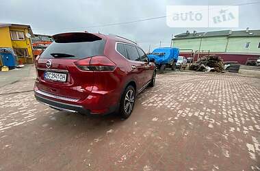 Позашляховик / Кросовер Nissan Rogue 2017 в Бориславі