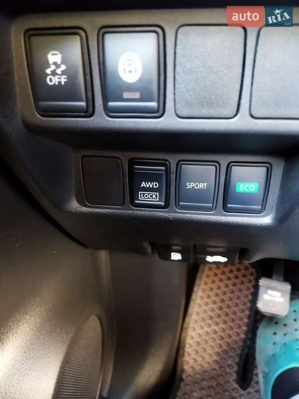 Позашляховик / Кросовер Nissan Rogue 2020 в Дубні