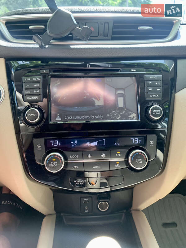 Позашляховик / Кросовер Nissan Rogue 2014 в Одесі