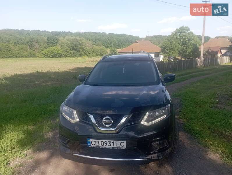 Внедорожник / Кроссовер Nissan Rogue 2016 в 