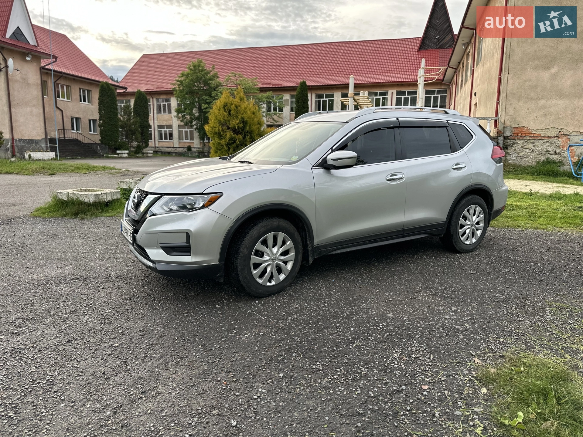 2016 Nissan Rogue - мініатюра 3