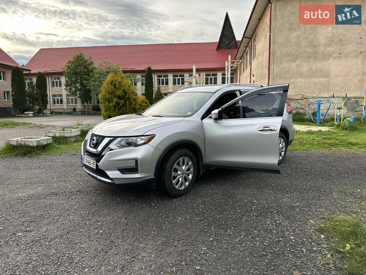 2016 Nissan Rogue - мініатюра 30