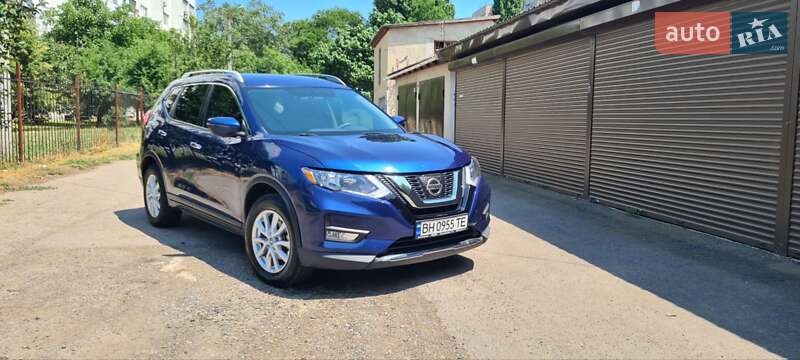 Позашляховик / Кросовер Nissan Rogue 2017 в Одесі