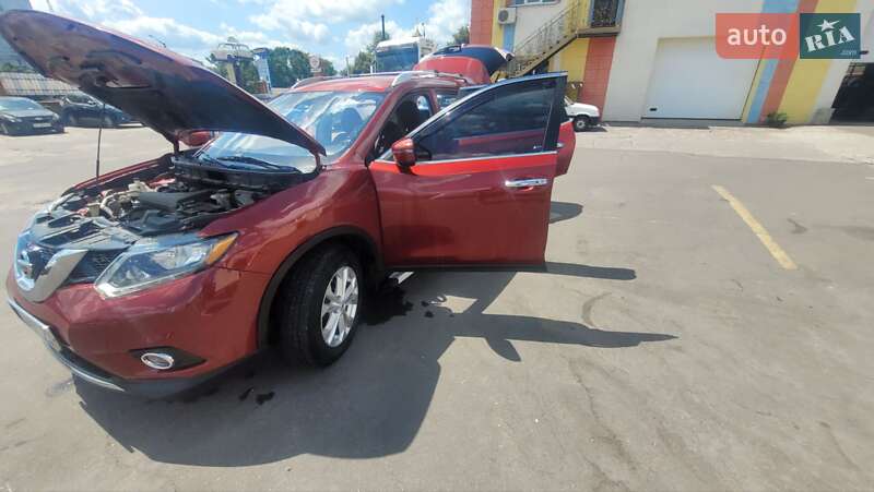 Внедорожник / Кроссовер Nissan Rogue 2016 в Белой Церкви