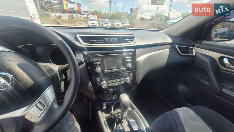 Внедорожник / Кроссовер Nissan Rogue 2016 в Белой Церкви