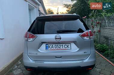 Внедорожник / Кроссовер Nissan Rogue 2015 в Житомире