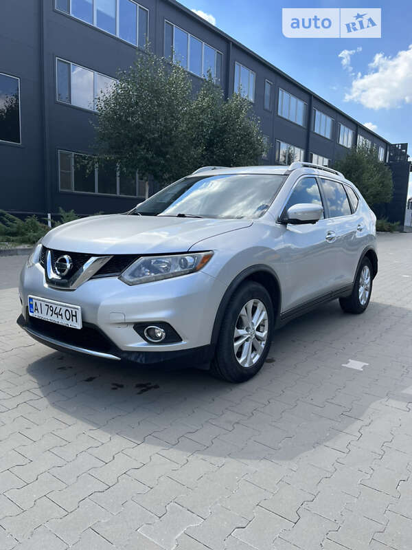 Внедорожник / Кроссовер Nissan Rogue 2014 в Белой Церкви