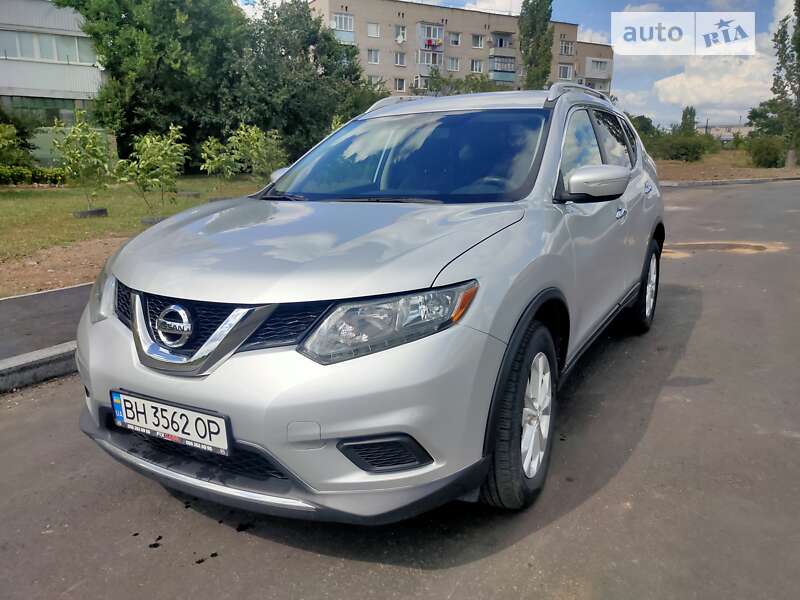 Позашляховик / Кросовер Nissan Rogue 2014 в Вознесенську