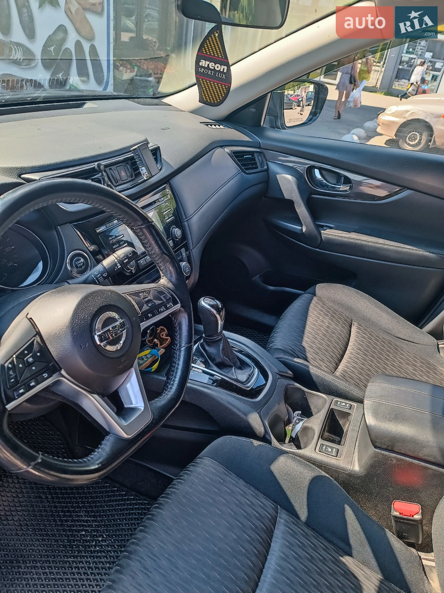 2017 Nissan Rogue - мініатюра 8