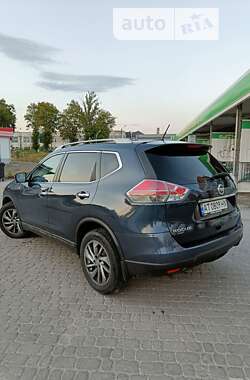 Внедорожник / Кроссовер Nissan Rogue 2014 в Ивано-Франковске