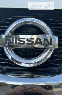 Внедорожник / Кроссовер Nissan Rogue 2016 в Сумах