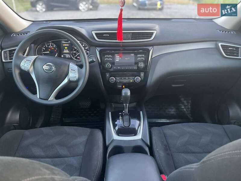 Позашляховик / Кросовер Nissan Rogue 2014 в Могилів-Подільському