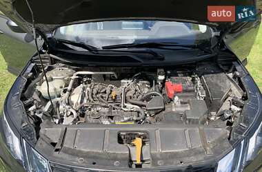 Позашляховик / Кросовер Nissan Rogue 2020 в 