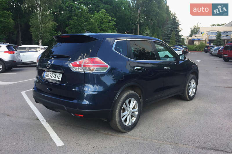 Внедорожник / Кроссовер Nissan Rogue 2015 в Ивано-Франковске