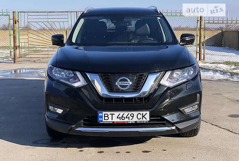 Внедорожник / Кроссовер Nissan Rogue 2018 в Киеве