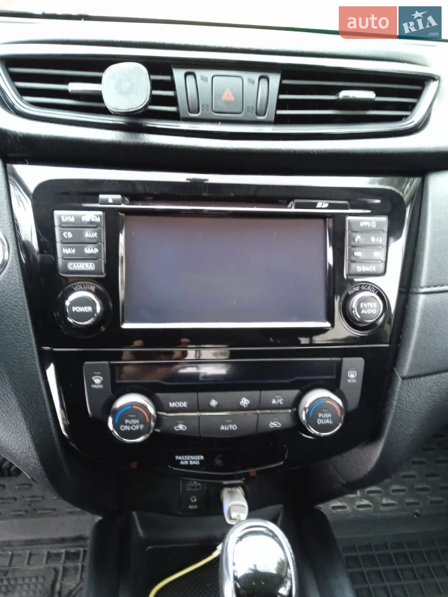 2016 Nissan Rogue - мініатюра 14