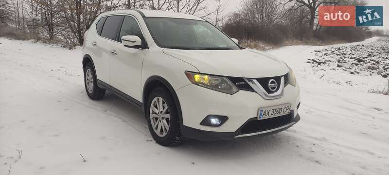 Внедорожник / Кроссовер Nissan Rogue 2015 в Харькове