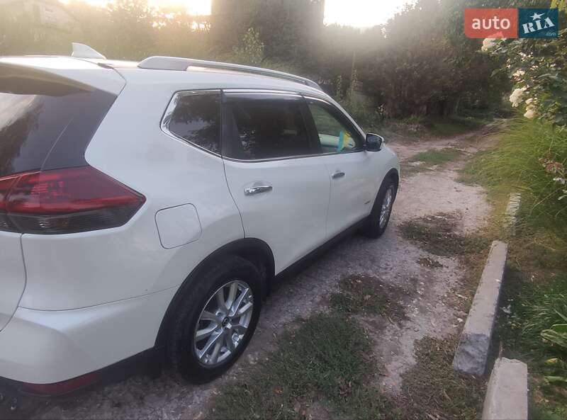 Позашляховик / Кросовер Nissan Rogue 2018 в Запоріжжі