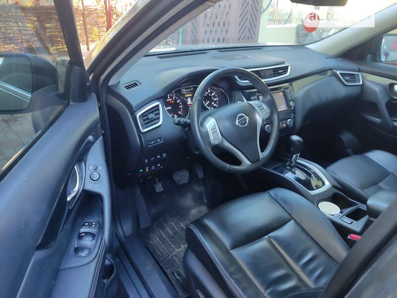 Внедорожник / Кроссовер Nissan Rogue 2014 в Дрогобыче