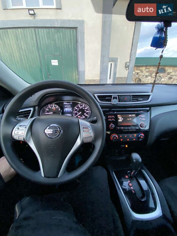 Позашляховик / Кросовер Nissan Rogue 2015 в Золочеві фото 10 Позашляховик / Кросовер Nissan Rogue 2015 в Золочеві
