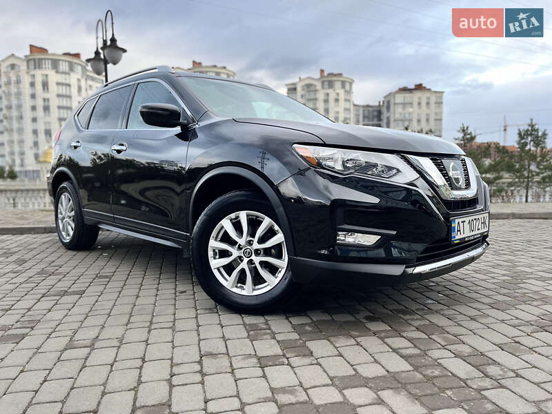 Позашляховик / Кросовер Nissan Rogue 2018 в Івано-Франківську