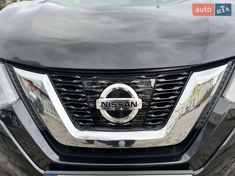 Позашляховик / Кросовер Nissan Rogue 2018 в Івано-Франківську