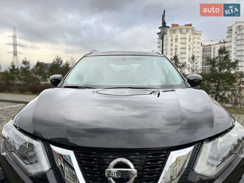 Позашляховик / Кросовер Nissan Rogue 2018 в Івано-Франківську
