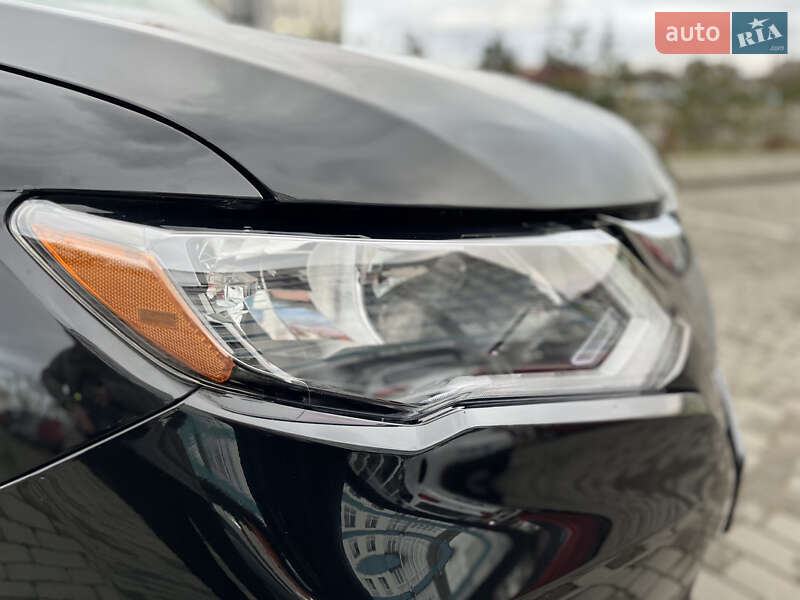 Позашляховик / Кросовер Nissan Rogue 2018 в Івано-Франківську